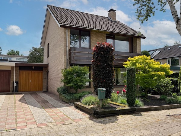 Plutostraat 2, Son En Breugel